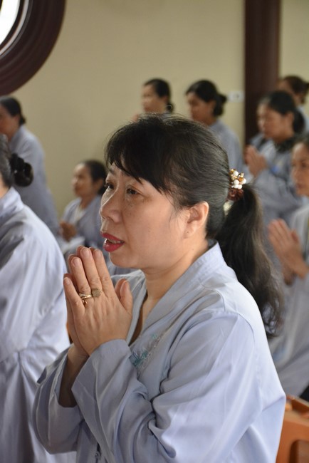 The Eight Precept Retreat  at Tay Khanh pagoda, Thai Binh